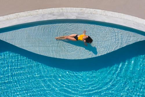 Lilium Santorini Hotel