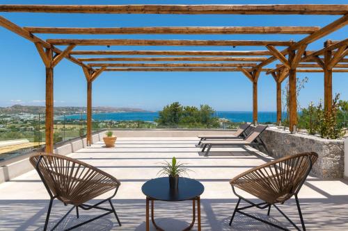 Atalanti Boutique Hotel