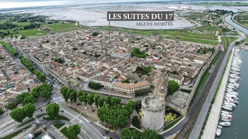 Les Suites Du 17