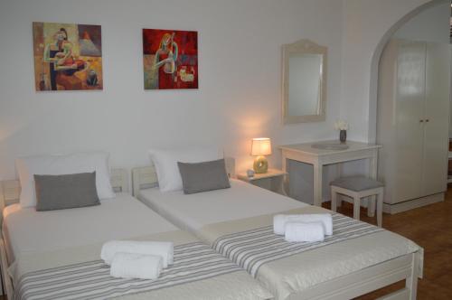 Sofia's Studios & Apartments
