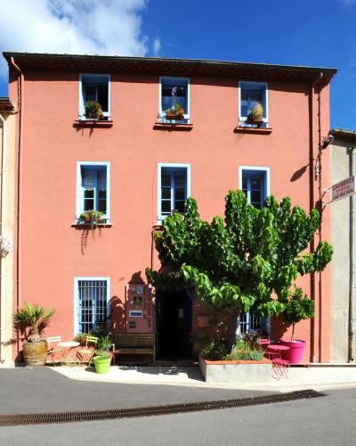 Gites L'Abri Sous Roche