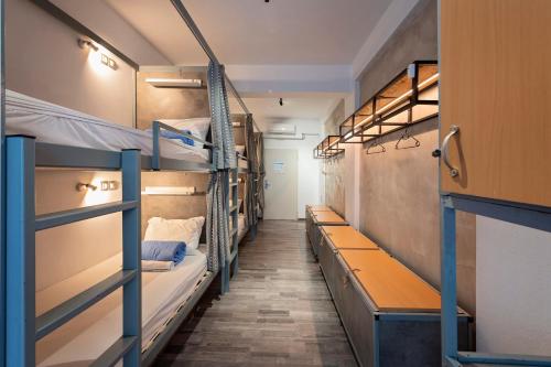 Bedbox Hostel