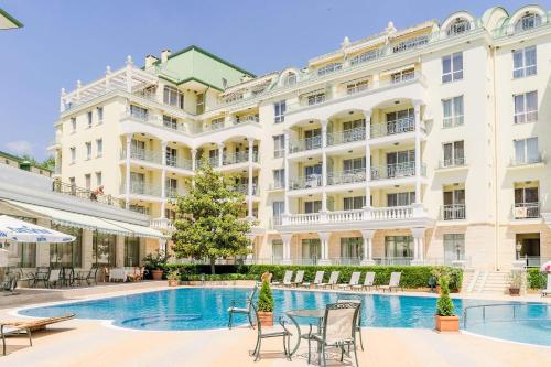 Gold Corp Apartments