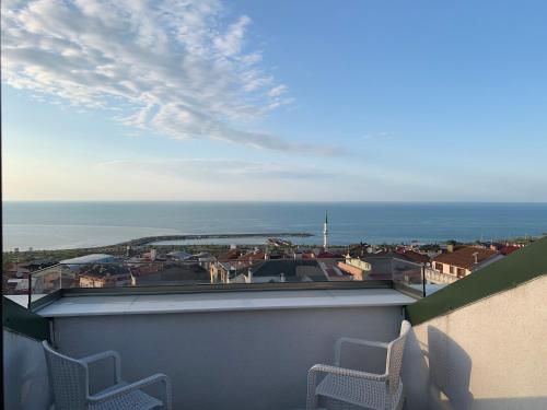 White Golden Suite Hotel