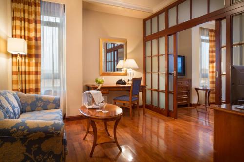 Best Western Premier Hotel Astoria
