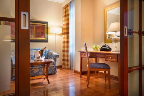 Best Western Premier Hotel Astoria