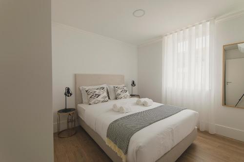 Vibrant Host - Heroismo's Metro