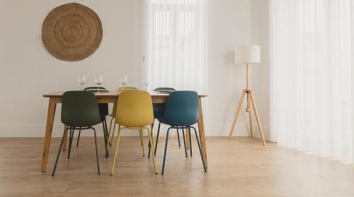 Vibrant Host - Heroismo's Metro