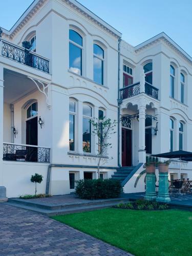 Stella Suites Boutique Hotel