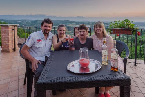 All'Ombra Del Castello