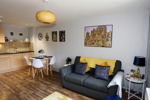 George Hudson Court Apartments