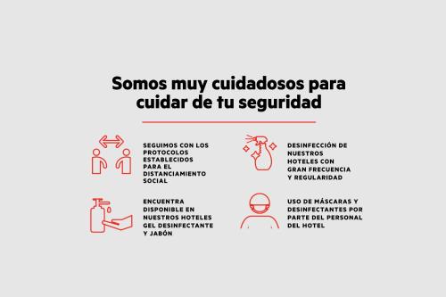 Hostal La Chata By OYO Rooms