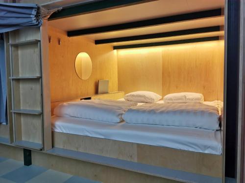 Green Marmot Capsule Hotel Zurich