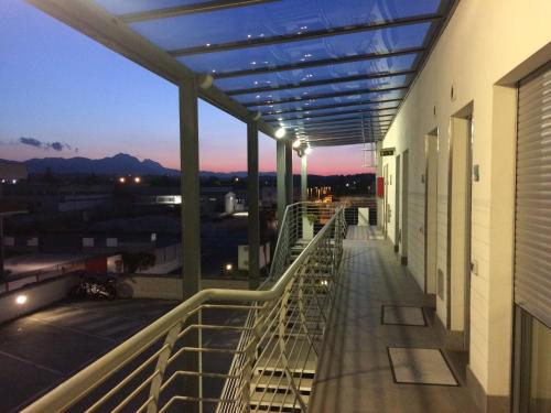 Hotel Bed & Business