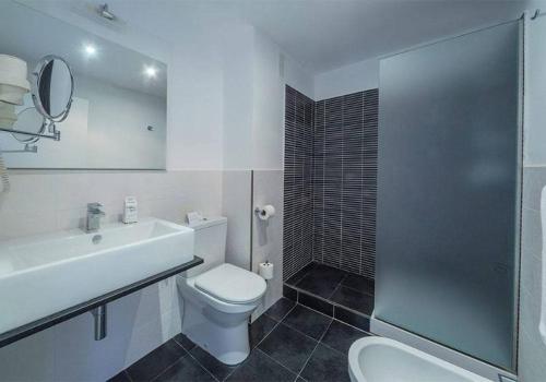 Ferrer Skyline Aparthotel