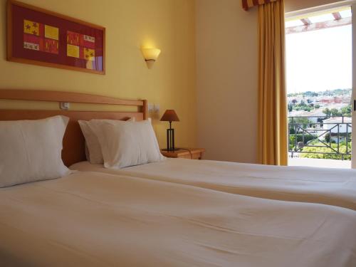 Luz Bay Club Beach & Sun Hotel