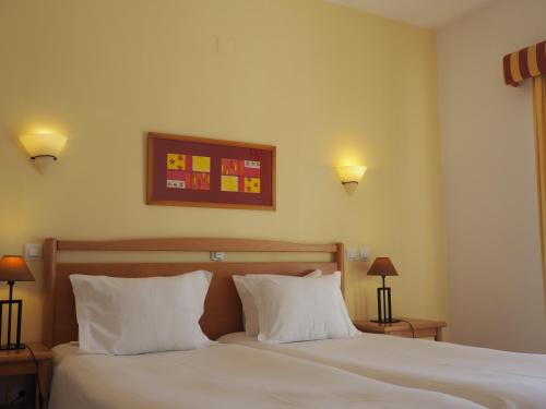 Luz Bay Club Beach & Sun Hotel