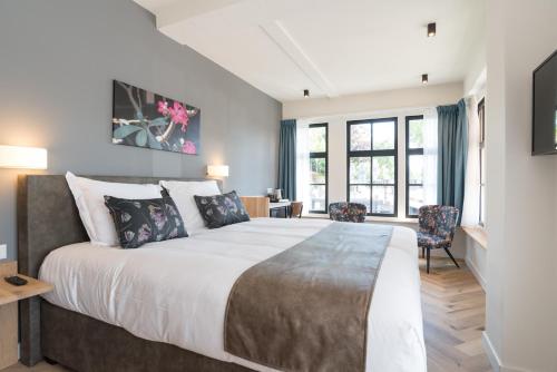 Hof Van Holland Hotel