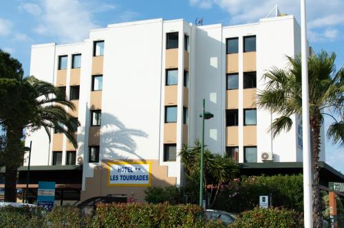 Les Tourrades Hotel