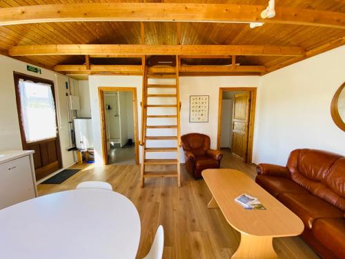 Ábót - 河畔小屋（Abot - Riverside Cottage）