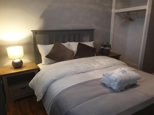 Arsenal Highbury & Islington Beautifully Presented