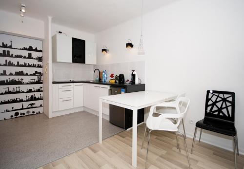 Warsawrent Apartments Centralna