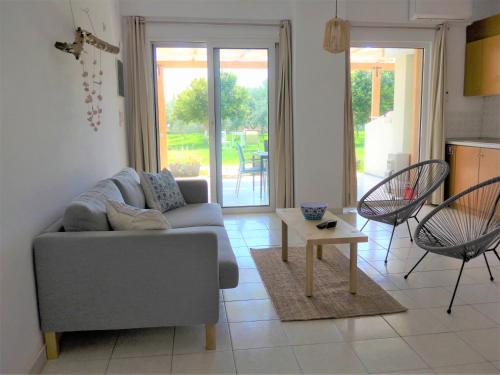 Kalamaki Plaza Apartments