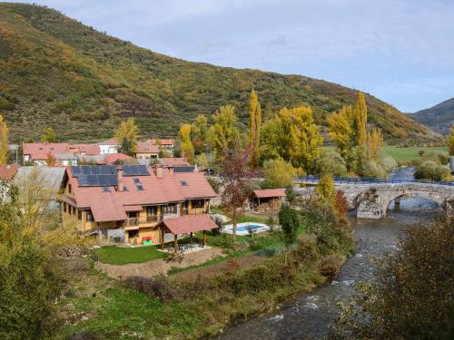 El Casar Del Puente 1 y 2