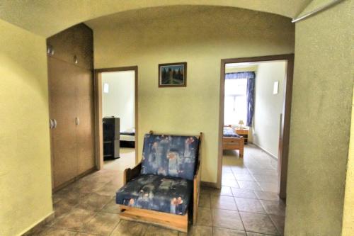 Aphrodite Apartments & Café