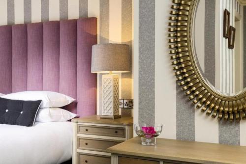 Victoria House Hotel