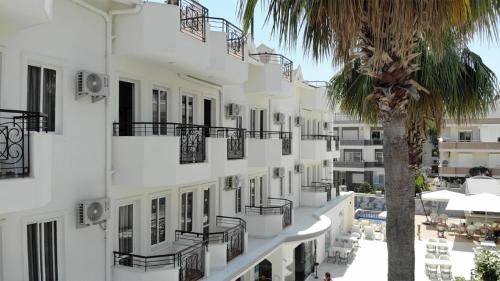 Fidan Hotel & Apartments