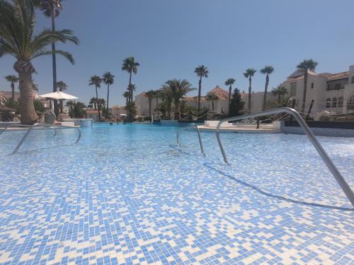 Apartamentos Golf Center Pueblo