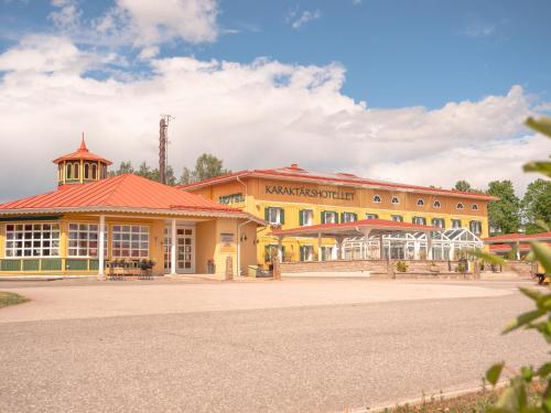 Bjorkbackens Karaktarshotellet - Hotel