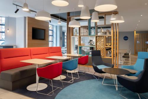 Holiday Inn Express Belfast City - Queen's Quarter