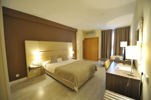 Hotel Puerta de Segovia