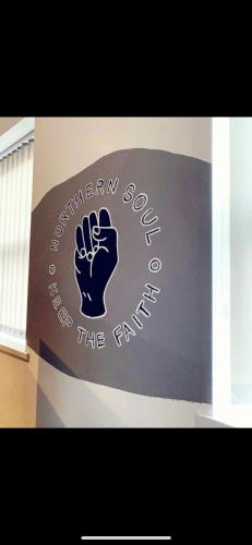 Spacious Shude Hill Apartment With Balcony