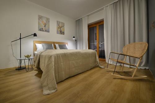 Element Lakeside Apartments