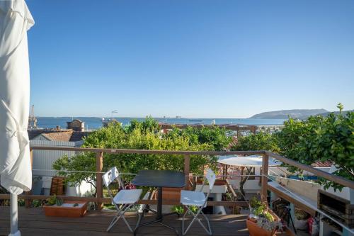 Marina Blue-Apartments & Suites