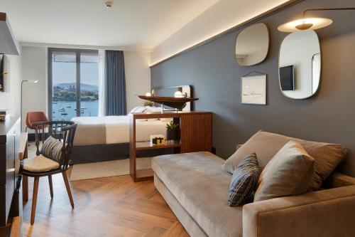 Sansebay Hotel