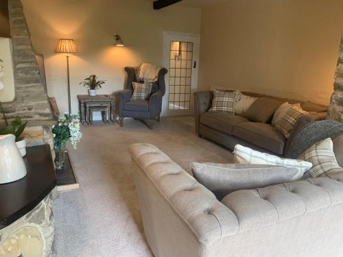 Barlow Country Club - Mill Farm Cottages