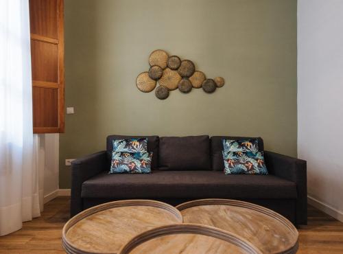 Lola De Triana Apartments