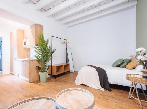 Lola De Triana Apartments