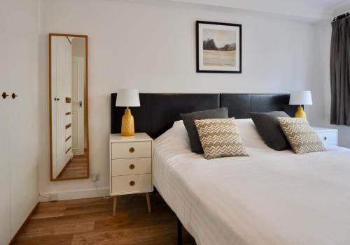 Marlyn Lodge City Of London