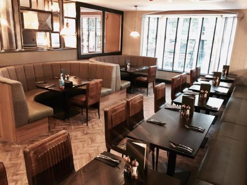 Oxgang Kitchen Bar & Rooms