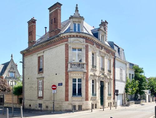 La Maison De Reina