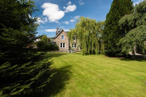 The Croft Na Coille Coach House