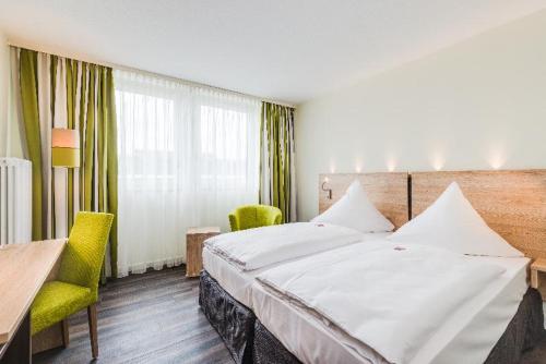 NOVINA HOTEL Wöhrdersee Nürnberg City