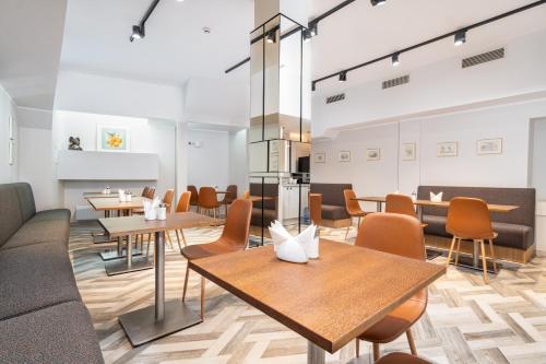 Hotel Forums Boutique