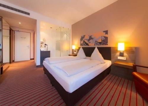 NOVINA HOTEL Tillypark