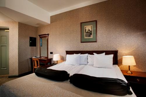 Hestia Hotel Barons